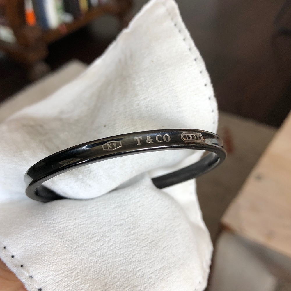 Tiffany Titanium narrow cuff